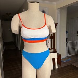 Roxy & LA Hearts Bikini Set Medium – Colorblock Bralette & Textured Bottoms